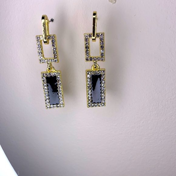 None Jewelry - Fashion earrings new